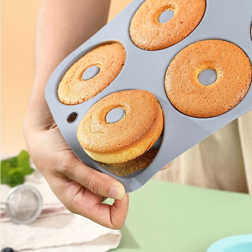 Donut Mold Silicone - قالب خبز بـ 6 فتحات من