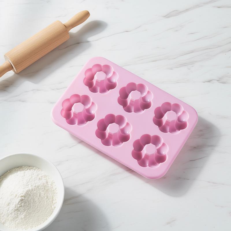 قالب دونات سيليكون غير لاصق بـ - مراجعة Donut Mold Silicone وسعره